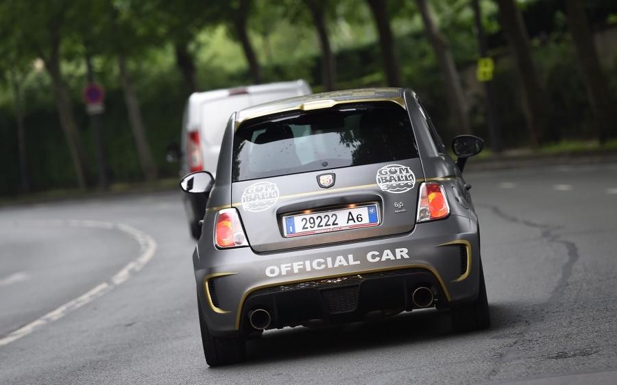  Abarth 695 Biposto Gumball 3000 2014 года  (фото 8 из 12)